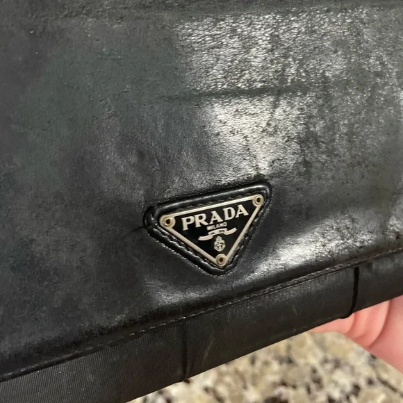 PRADA Black Large Classic Wallet 💯 AUTHENTIC - Picture 3 of 15